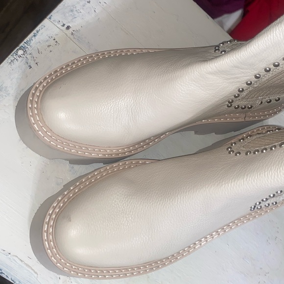 Dolce Vita Womens Hoven Leather Studded Chelsea Boots - Picture 14 of 14